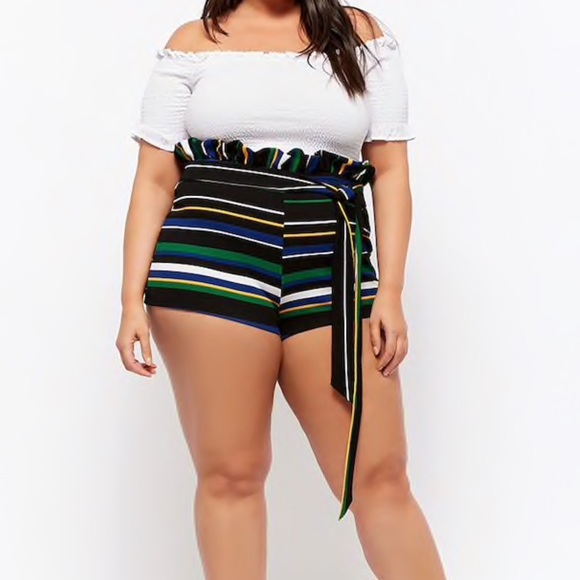 Plus size paper bag ruffle shorts so cute NWOT - Picture 5 of 5